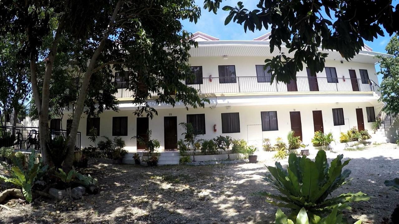 Hotel Reddoorz Premium @ Napaling Point Tangnan Esterno foto