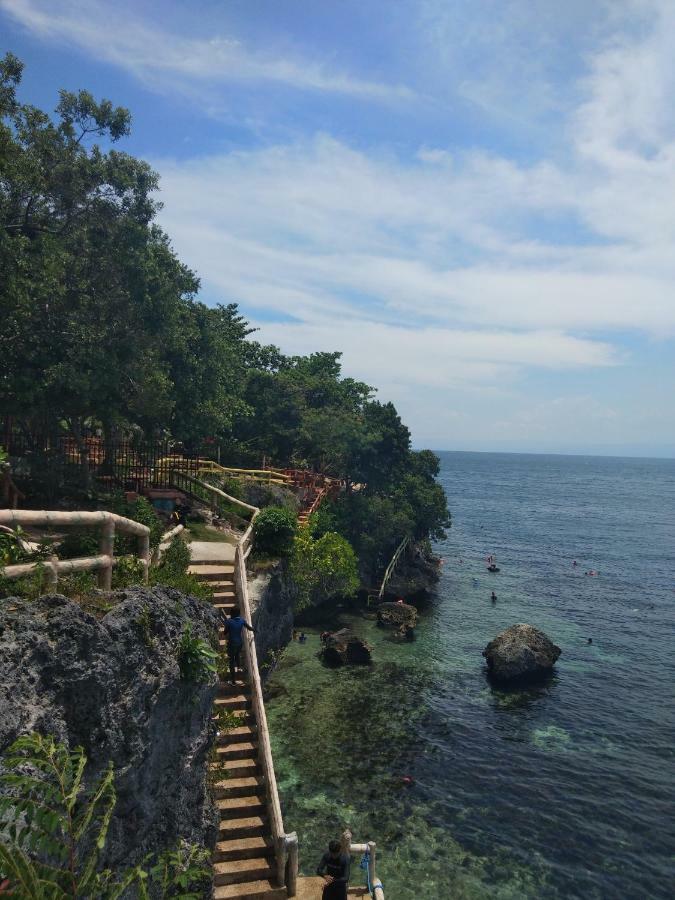 Hotel Reddoorz Premium @ Napaling Point Tangnan Esterno foto