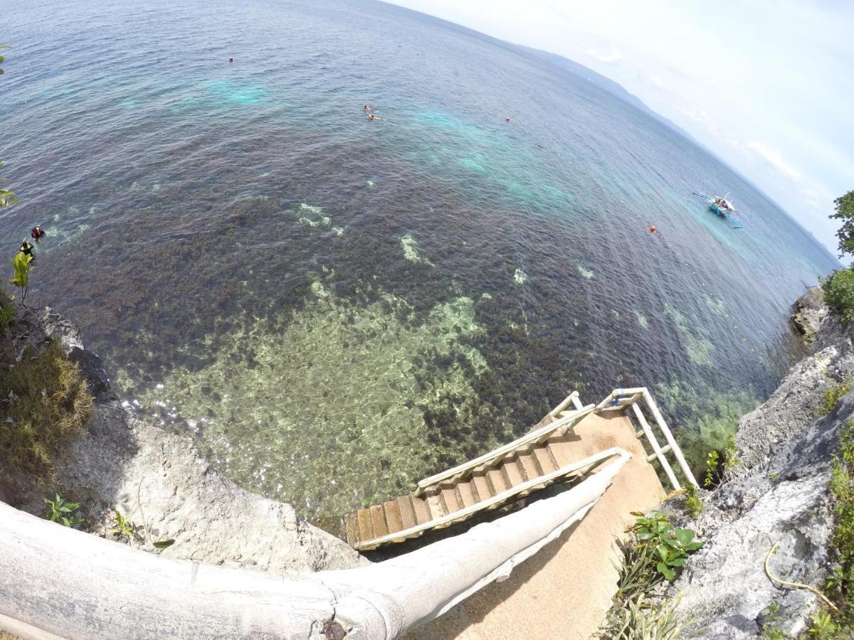 Hotel Reddoorz Premium @ Napaling Point Tangnan Esterno foto